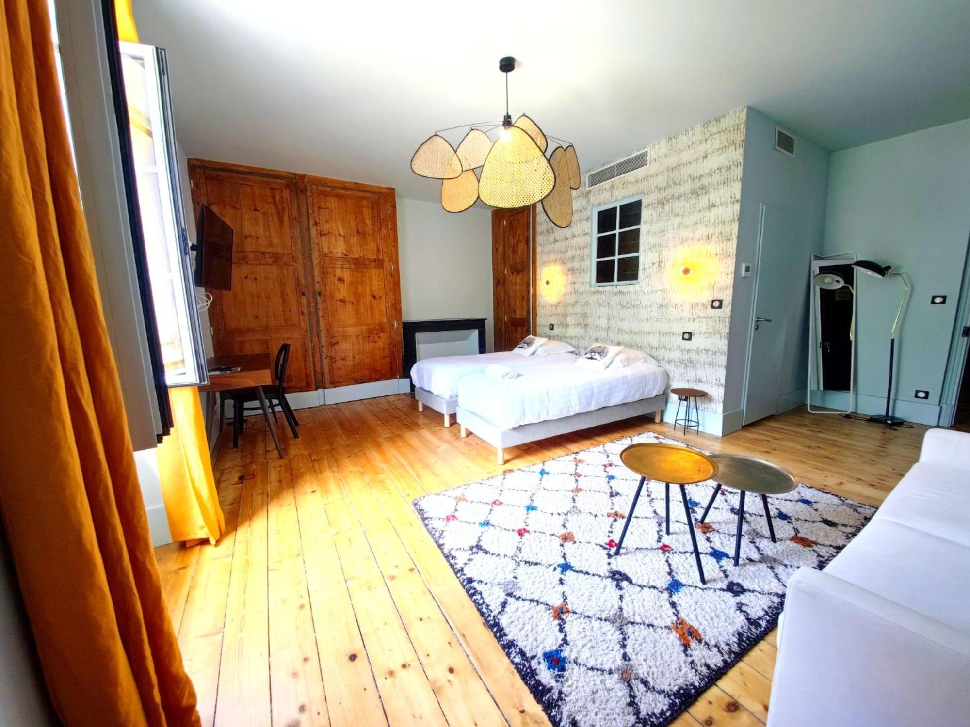 Domaine Clairfontaine Noyarey - Suites Junior Exterior photo